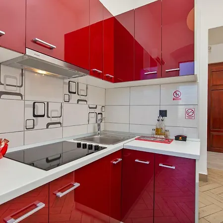 Mia Apartment *