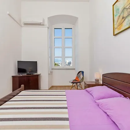 Mia Apartment *