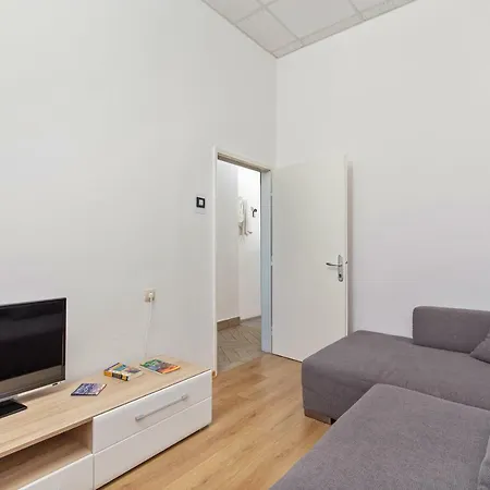 Mia Apartment